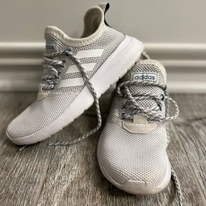 Adidas Cloud Shoe